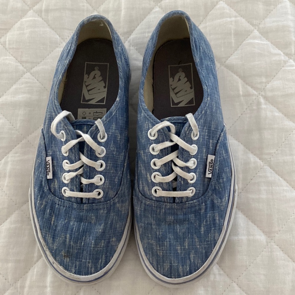 Vans Sneakers - Like Brand New - Picture 1 of 4